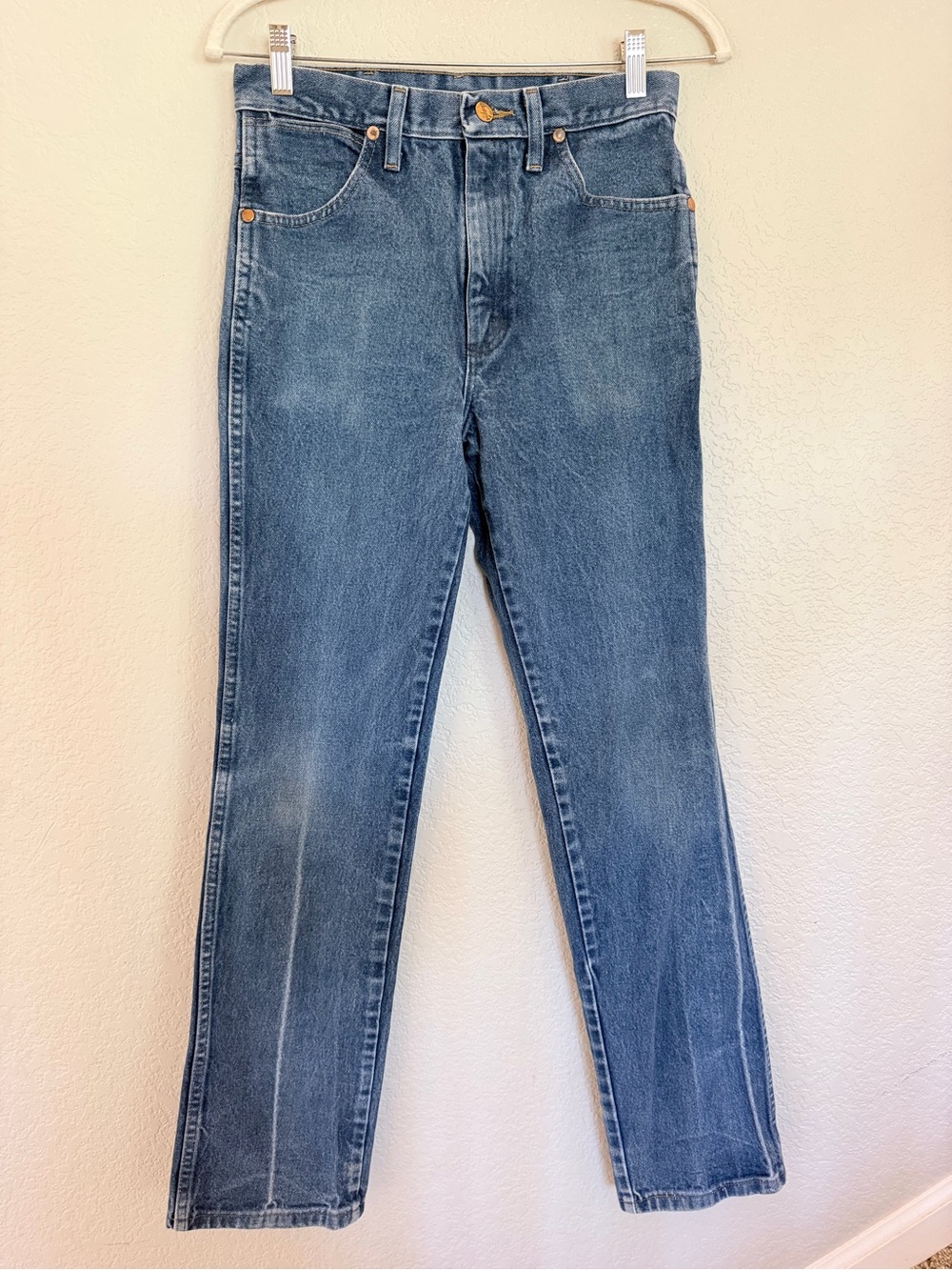 Wrangler Cowboy Cut Jeans - Medium Wash, Size 29x34
